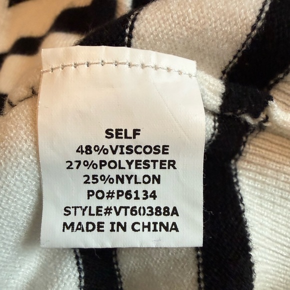 Vine & Love Striped Puff Sleeve Knit Sweater - Picture 6 of 9